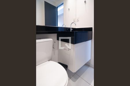 Studio para alugar com 25m², 0 quarto e sem vaga Studio para alugar com 25m², 0 quarto e sem vagaBanheiro