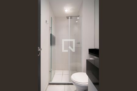 Studio para alugar com 25m², 0 quarto e sem vaga Studio para alugar com 25m², 0 quarto e sem vagaBanheiro