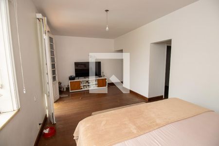 Casa de condomínio à venda com 520m², 4 quartos e 2 vagasQuarto 4