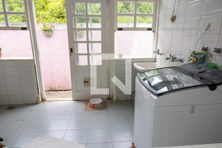 Casa de condomínio à venda com 520m², 4 quartos e 2 vagasÁrea de Serviço