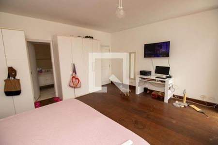 Casa de condomínio à venda com 520m², 4 quartos e 2 vagasQuarto 3