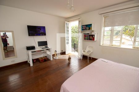 Casa de condomínio à venda com 520m², 4 quartos e 2 vagasQuarto 3