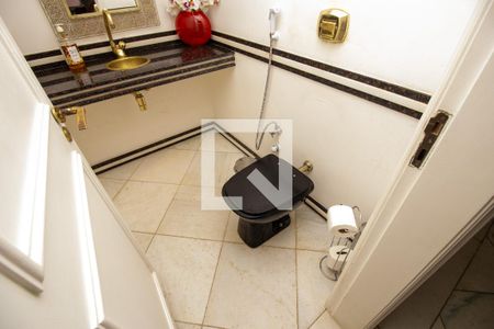 Casa de condomínio à venda com 520m², 4 quartos e 2 vagasLavabo