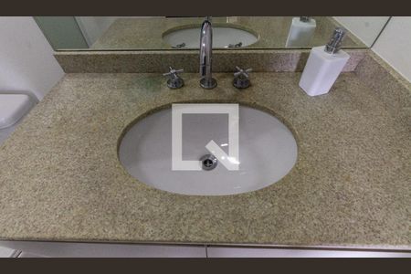 Apartamento à venda com 73m², 2 quartos e 1 vagaBanheiro da Suíte