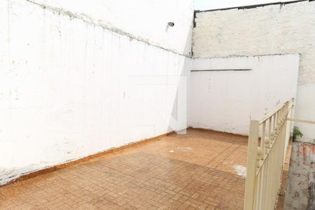 Casa à venda com 200m², 4 quartos e 2 vagasVaranda