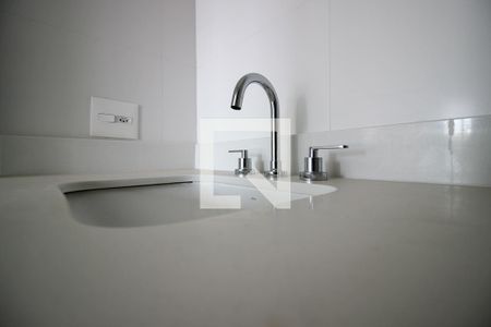 Apartamento à venda com 71m², 2 quartos e 1 vagaBanheiro da Suíte