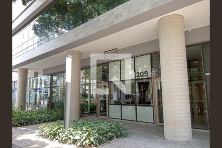 Apartamento à venda com 71m², 2 quartos e 1 vagaFachada