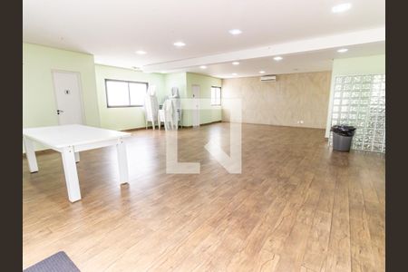 Apartamento para alugar com 60m², 2 quartos e 1 vaga Apartamento para alugar com 60m², 2 quartos e 1 vagaÁrea comum - Salão de festas