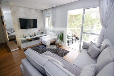 Sala de apartamento para alugar com 2 quartos, 69m² em Vila Suzana, São Paulo