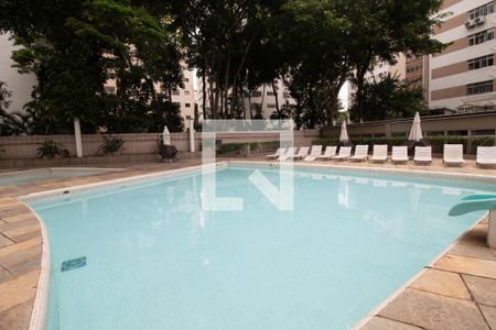 Apartamento à venda com 178m², 4 quartos e 2 vagasÁrea comum - Piscina