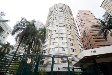 Apartamento à venda com 178m², 4 quartos e 2 vagasFachada
