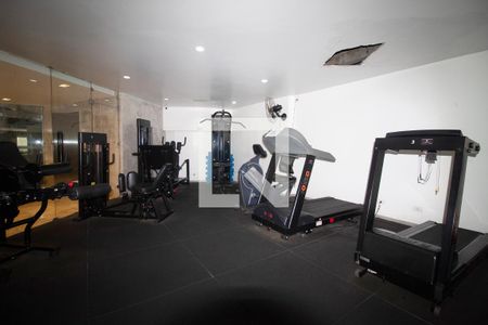 Apartamento à venda com 178m², 4 quartos e 2 vagasÁrea comum - Academia