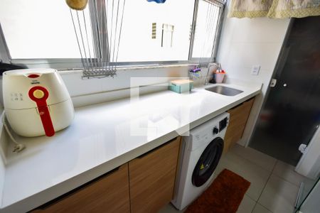 Apartamento à venda com 85m², 3 quartos e 1 vagaÁrea de Serviço