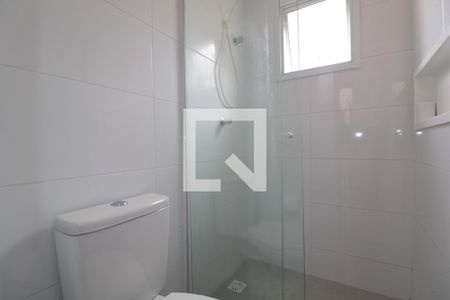 Banheiro de apartamento para alugar com 1 quarto, 22m² em Chácara Santo Antônio (zona Sul), São Paulo