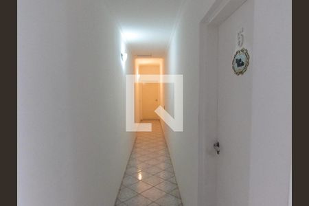 Casa à venda com 491m², 5 quartos e 3 vagasCorredor