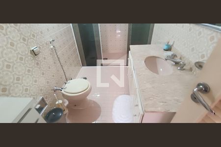 Casa à venda com 491m², 5 quartos e 3 vagasBanheiro da Suíte 6