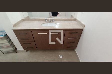 Casa à venda com 491m², 5 quartos e 3 vagasBanheiro da Suíte 4