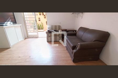 Casa à venda com 491m², 5 quartos e 3 vagasSala de TV