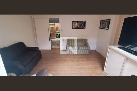 Casa à venda com 491m², 5 quartos e 3 vagasSala de TV