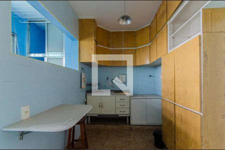 Apartamento à venda com 67m², 2 quartos e sem vagaCozinha