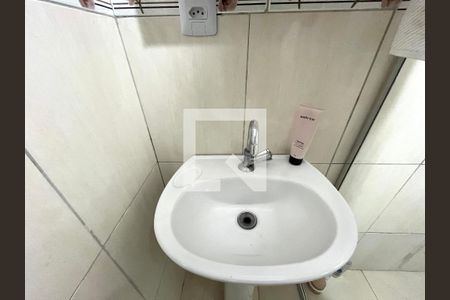 Apartamento para alugar com 52m², 2 quartos e 1 vaga Apartamento para alugar com 52m², 2 quartos e 1 vagaBanheiro