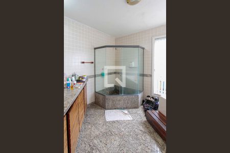 Casa de condomínio para alugar com 600m², 3 quartos e sem vagaBanheiro Varanda Quarto 1 suíte