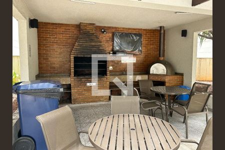 Apartamento para alugar com 65m², 2 quartos e 1 vagaÁrea comum - Churrasqueira