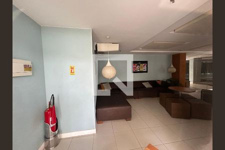 Apartamento para alugar com 65m², 2 quartos e 1 vagaÁrea comum - Salão de festas