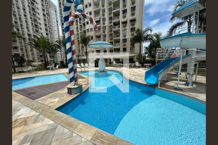 Apartamento para alugar com 65m², 2 quartos e 1 vagaArea comum piscina