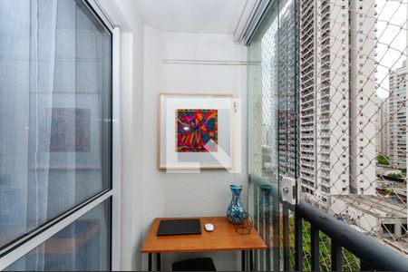 Varanda de apartamento para alugar com 2 quartos, 52m² em Vila Anastácio, São Paulo