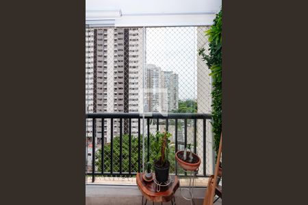 Varanda de apartamento para alugar com 2 quartos, 52m² em Vila Anastácio, São Paulo