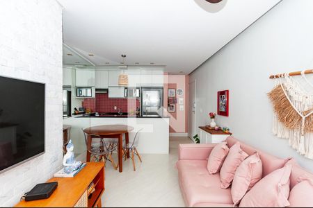 Sala de apartamento para alugar com 2 quartos, 52m² em Vila Anastácio, São Paulo