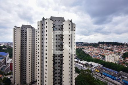 Vista de apartamento à venda com 3 quartos, 110m² em Chácara Agrindus, Taboão da Serra