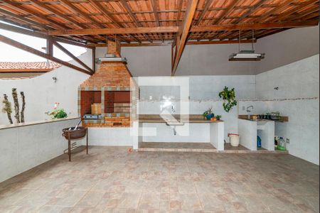 Casa à venda com 367m², 4 quartos e 5 vagasVaranda gourmet