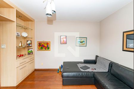 Casa à venda com 367m², 4 quartos e 5 vagasSala 2