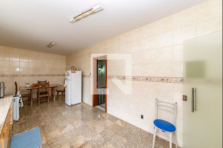 Casa à venda com 367m², 4 quartos e 5 vagasCozinha