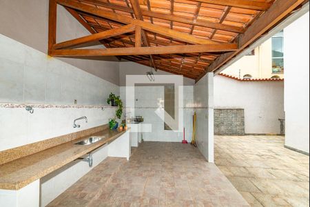 Casa à venda com 367m², 4 quartos e 5 vagasVaranda gourmet