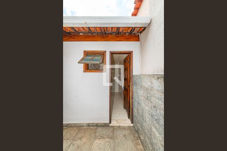 Casa à venda com 367m², 4 quartos e 5 vagasBanheiro Social 2