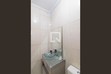 Casa à venda com 250m², 2 quartos e 2 vagasBanheiro de Serviço