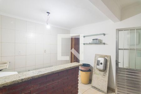 Casa à venda com 250m², 2 quartos e 2 vagasQuarto de Serviço