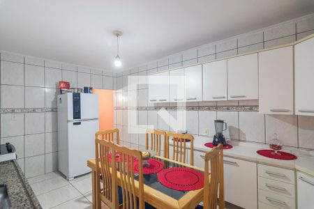 Casa à venda com 250m², 2 quartos e 2 vagasCozinha