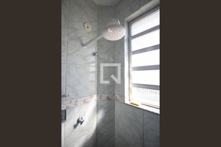 Apartamento para alugar com 80m², 2 quartos e sem vagaBanheiro