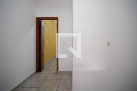 Quarto 1 de casa para alugar com 2 quartos, 80m² em Burgo Paulista, São Paulo