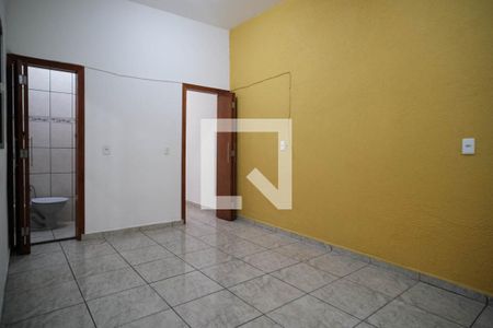 Sala de casa para alugar com 2 quartos, 80m² em Burgo Paulista, São Paulo