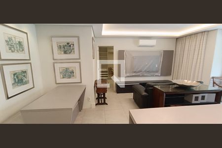 Apartamento à venda com 65m², 1 quarto e 2 vagasSala