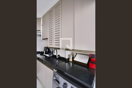 Apartamento à venda com 65m², 2 quartos e 1 vagaÁrea de Serviço