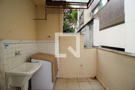 Apartamento à venda com 169m², 3 quartos e 1 vagaÁrea de Serviço