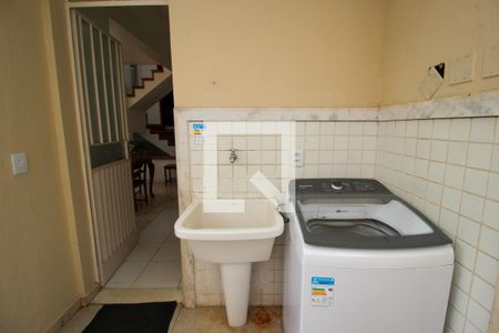 Apartamento à venda com 169m², 3 quartos e 1 vagaÁrea de Serviço