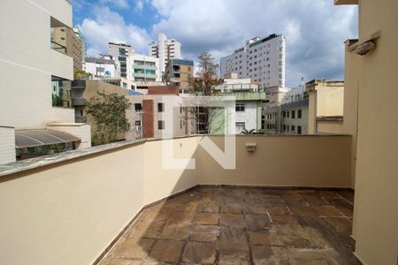 Apartamento à venda com 169m², 3 quartos e 1 vagacozinha/varanda