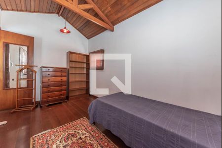 Casa à venda com 300m², 5 quartos e 3 vagas Casa à venda com 300m², 5 quartos e 3 vagasEdicula - Quarto 1